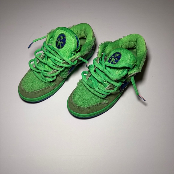 Nike SB Dunk Low Grateful Dead Green Bear Size 6.5 Men’s Rare Sneakers - Picture 1 of 9